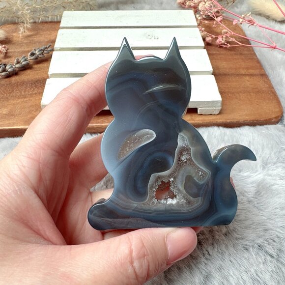 Beautiful Agate with Druzy Cat Carving - Picture 1 of 8